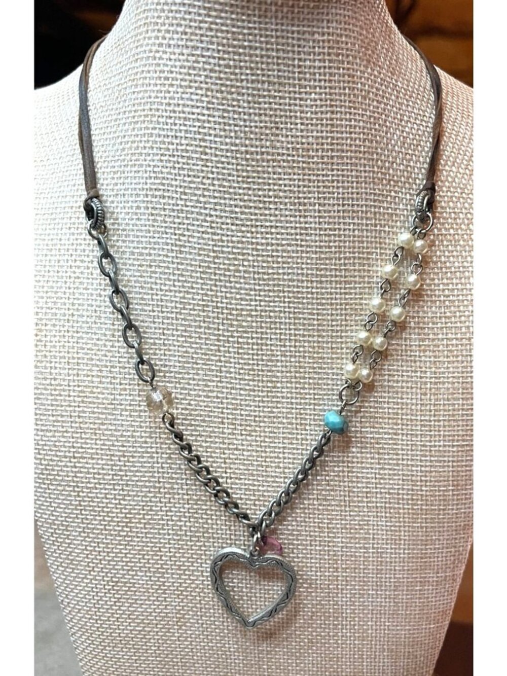 Vintage Y2K American Eagle Asymmetrical Boho Heart Necklace Pendant Leather Chai